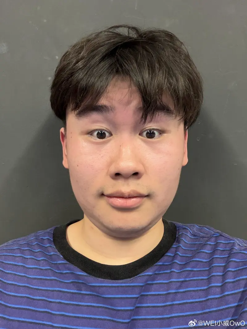 炸金花游戏下载-羽毛球、吃饭和猫咪，Wei分享日常和自拍照：🏸🍛🐈